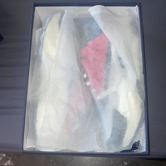 Great condition Dior B22’s in box & everything. Used 1x for my birthday. - Picture 3 of 10